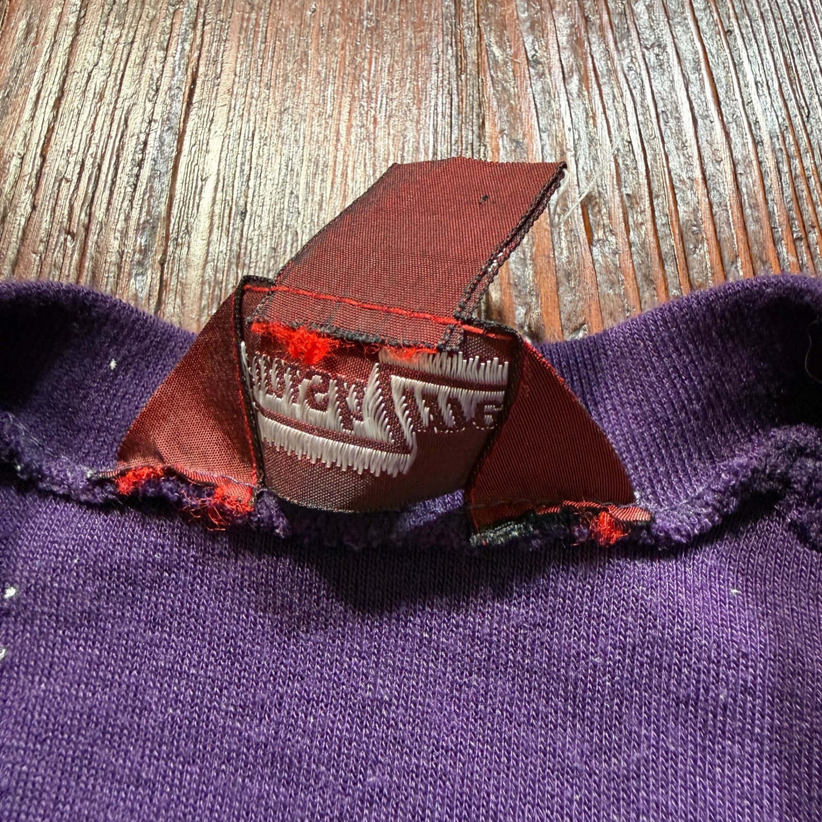 Vintage 80s Finish Line Shirt Mens M Purple Velour Racing Stripe V Neck — image 4 of 8